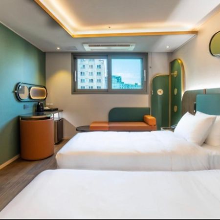 L&L Central Hotel Jeju Exteriör bild