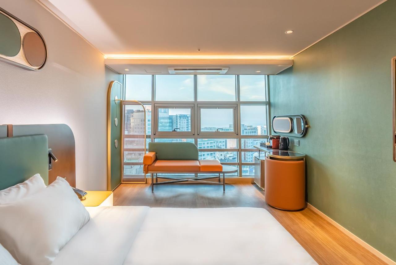 L&L Central Hotel Jeju Exteriör bild