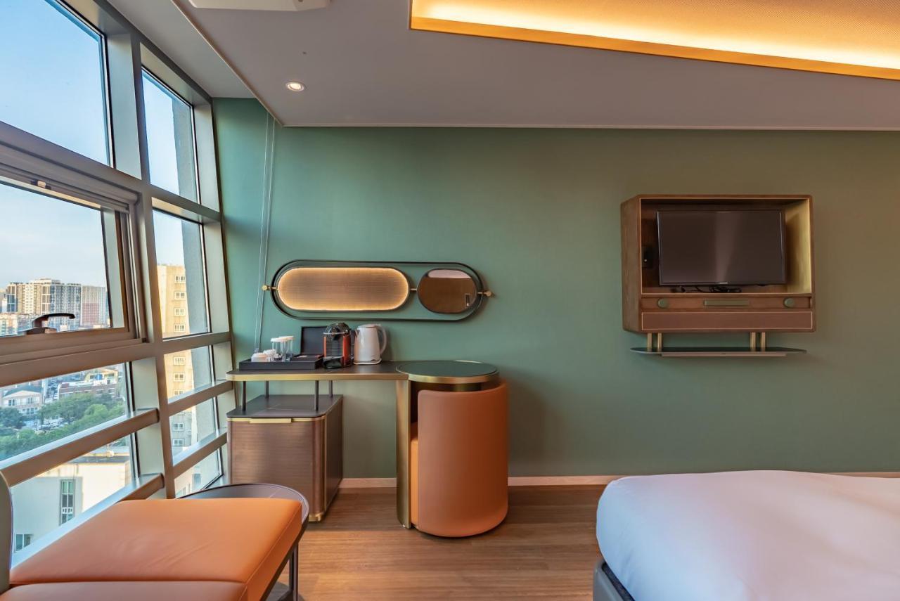 L&L Central Hotel Jeju Exteriör bild