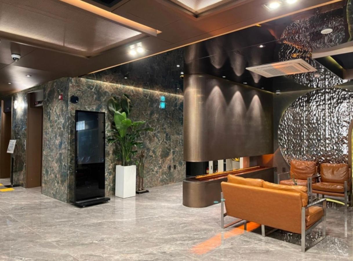 L&L Central Hotel Jeju Exteriör bild